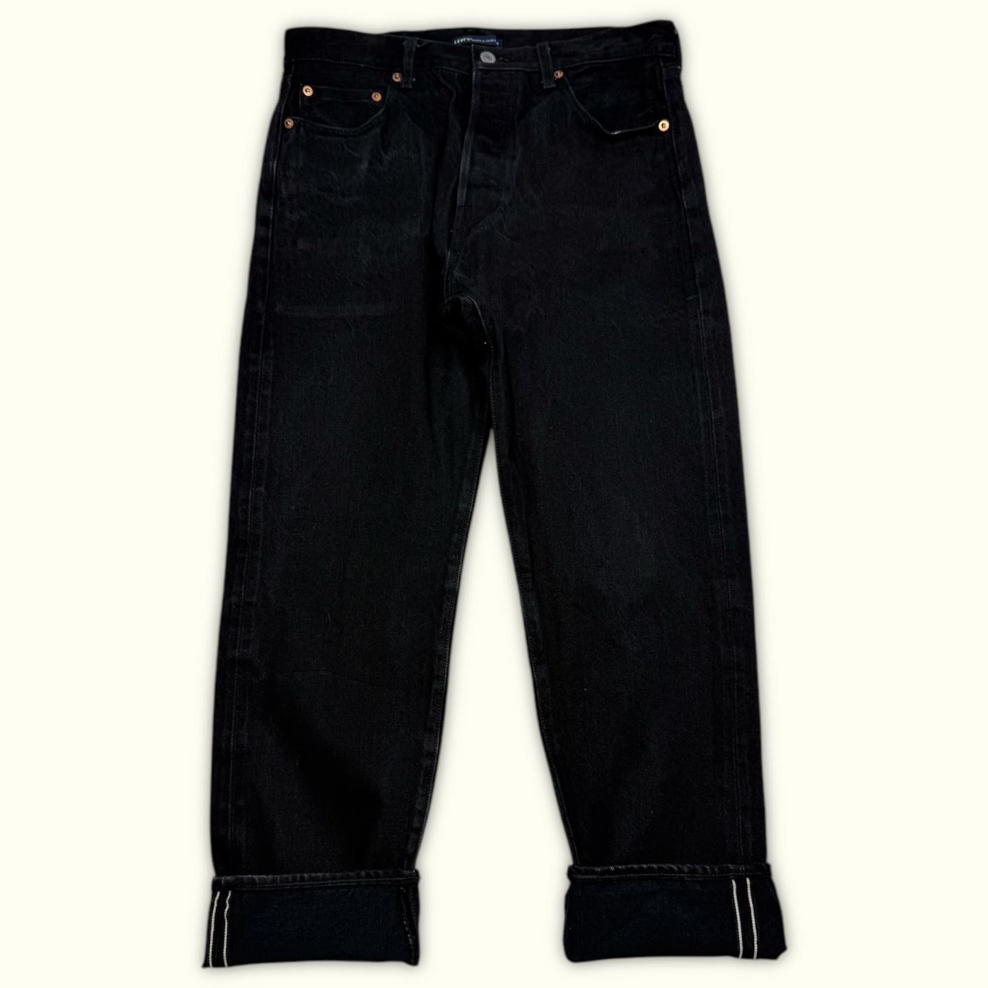 Jean vintage Levis 501 des annees 80 coupe droite