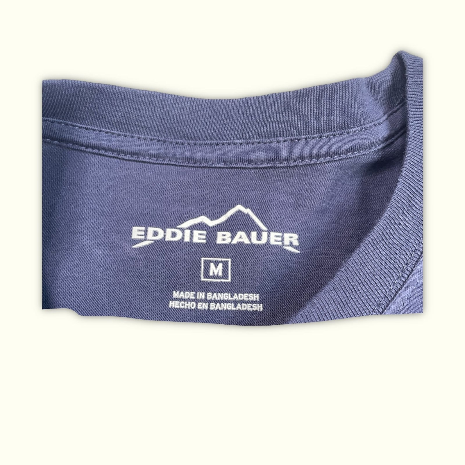 Eddie Bauer T-shirt Regular Homme Minimaliste – M