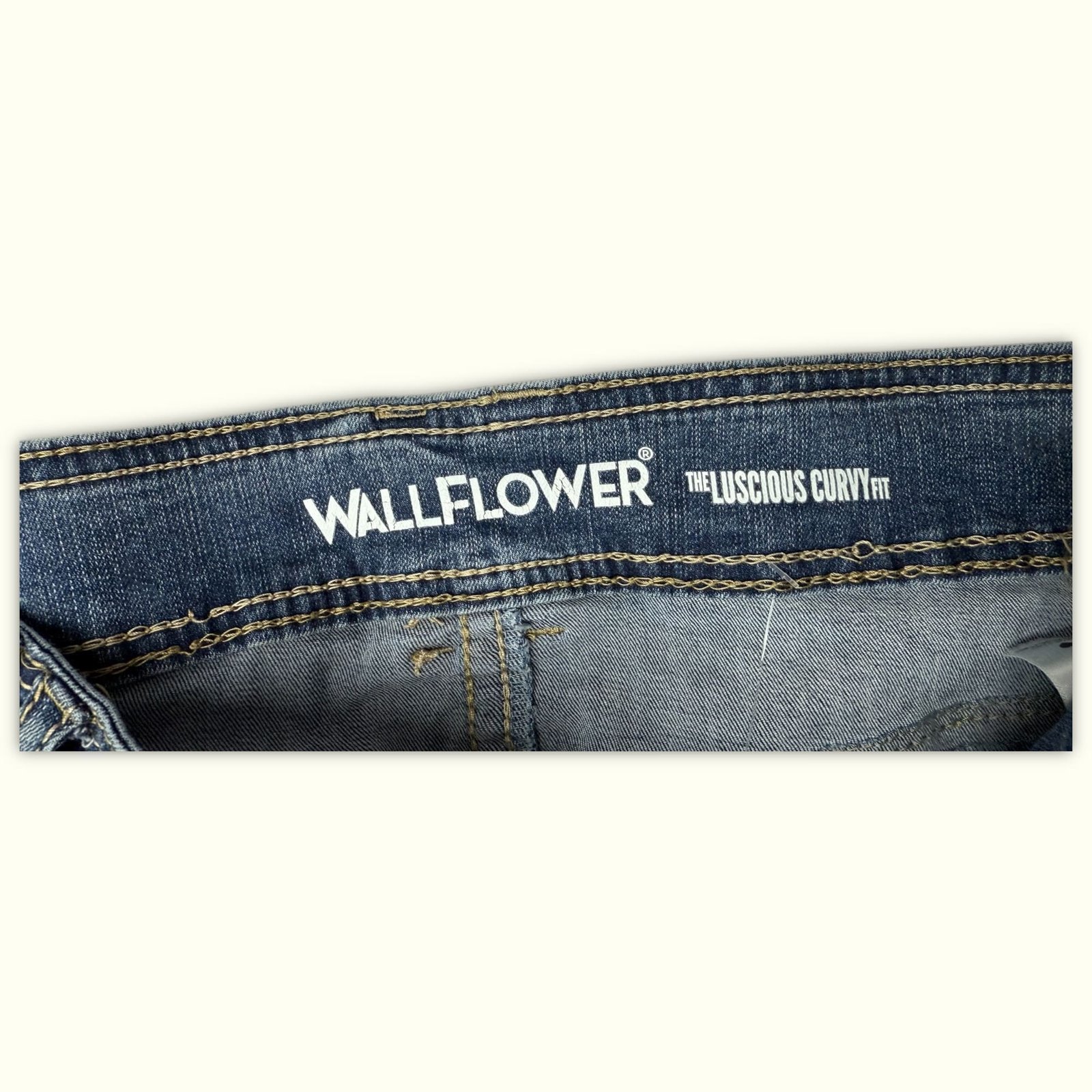 Wallflower Jean Regular Femme Y2K – W40