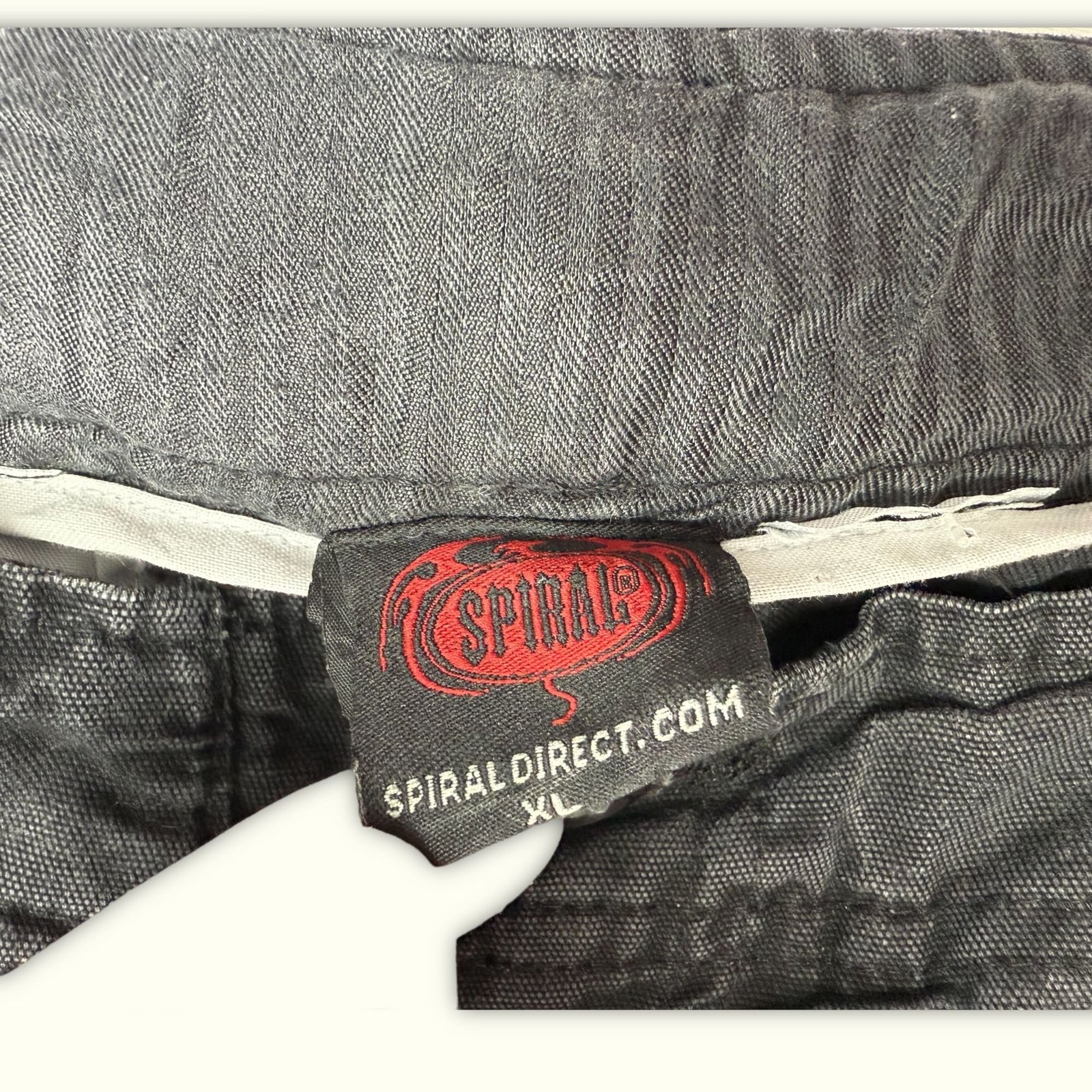 Spiral Short Large Homme Goth – XL