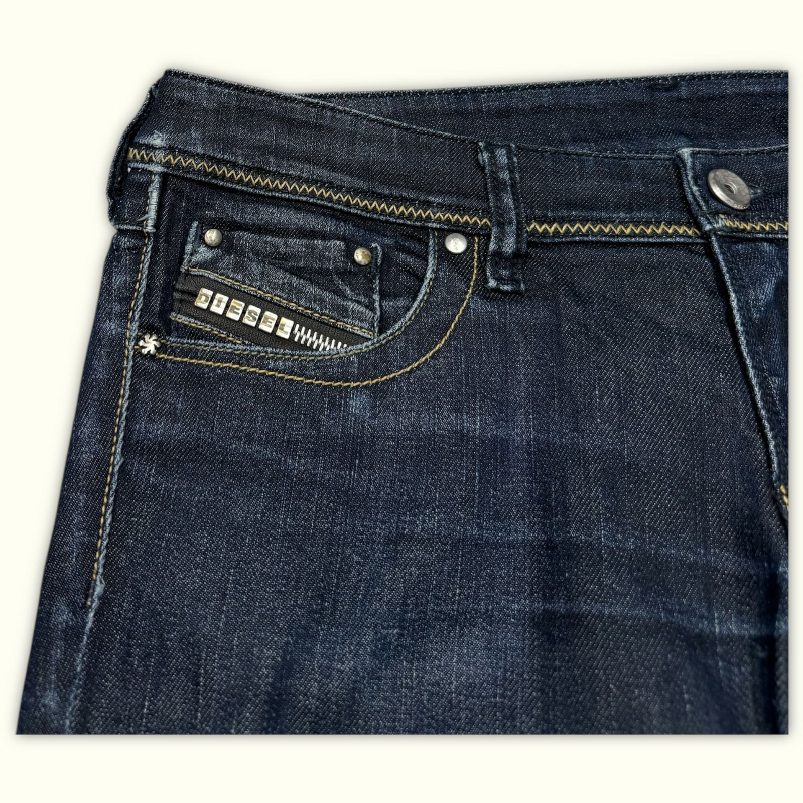 Diesel Jean Regular Femme 2000s Y2K – W28