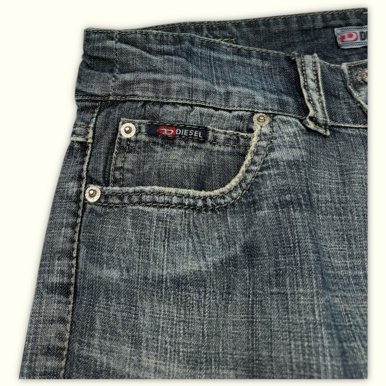 Diesel Jeans Ausgestellt Damen 2000s Y2K – W31