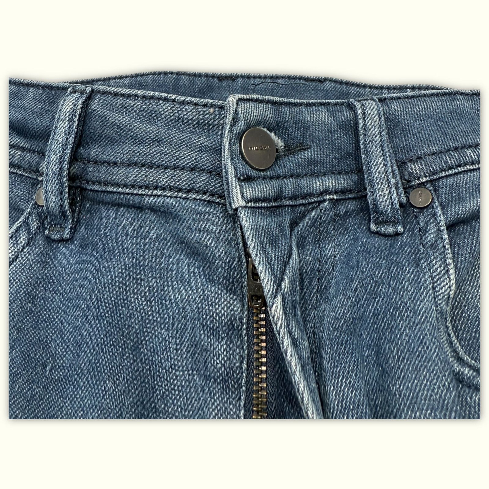 Diesel Vaqueros Slim Hombre Moderno – W31