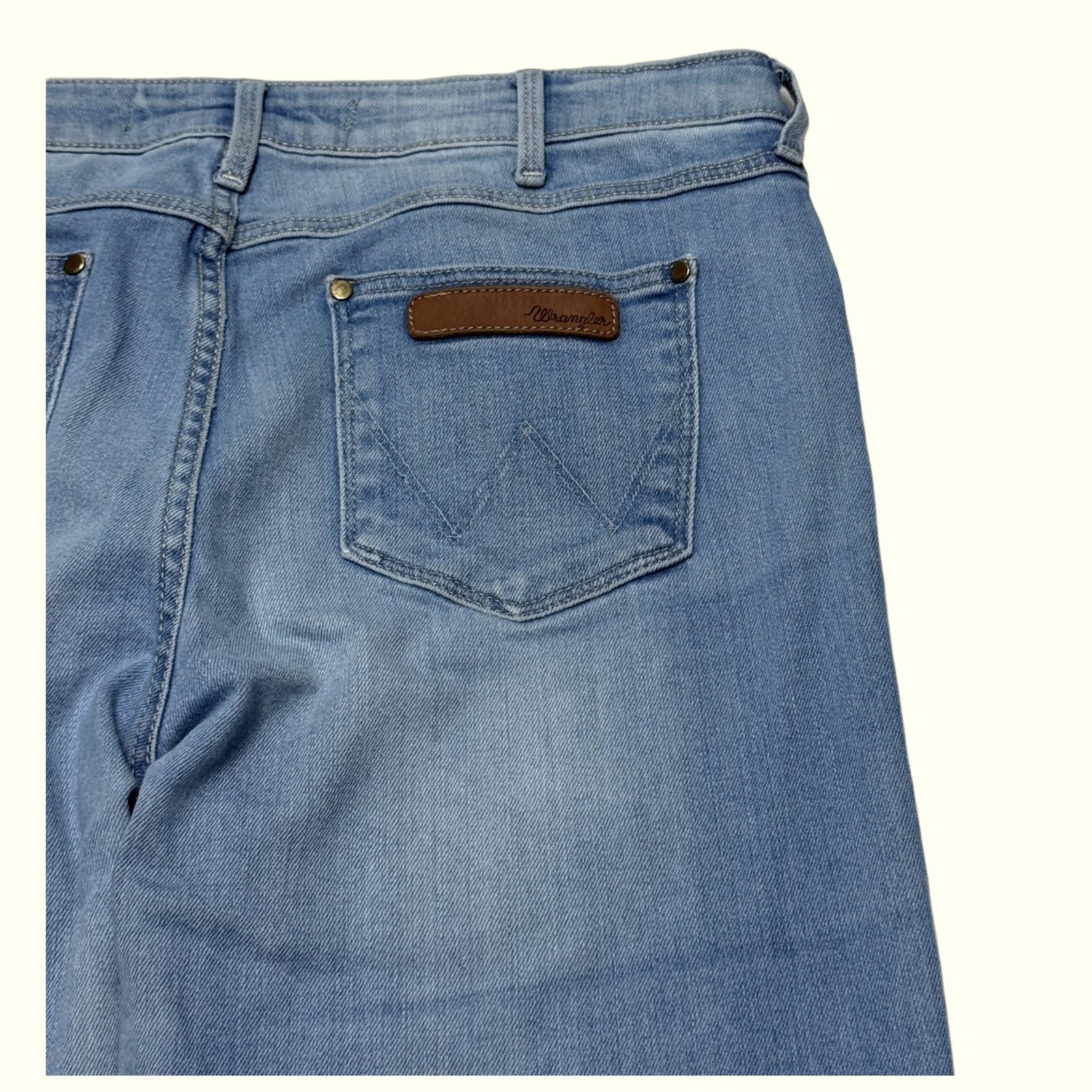 Wrangler Jean Évasé Femme Boho revival – W31